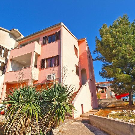 Apartments Sandra 1335 Pula Exterior foto